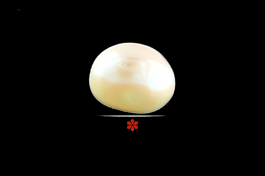 Pearl 9x8 MM 2.42 carats