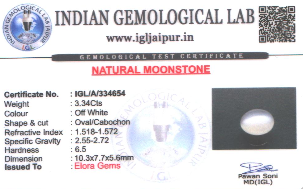Moon Stone 10x8 MM 3.34 carats