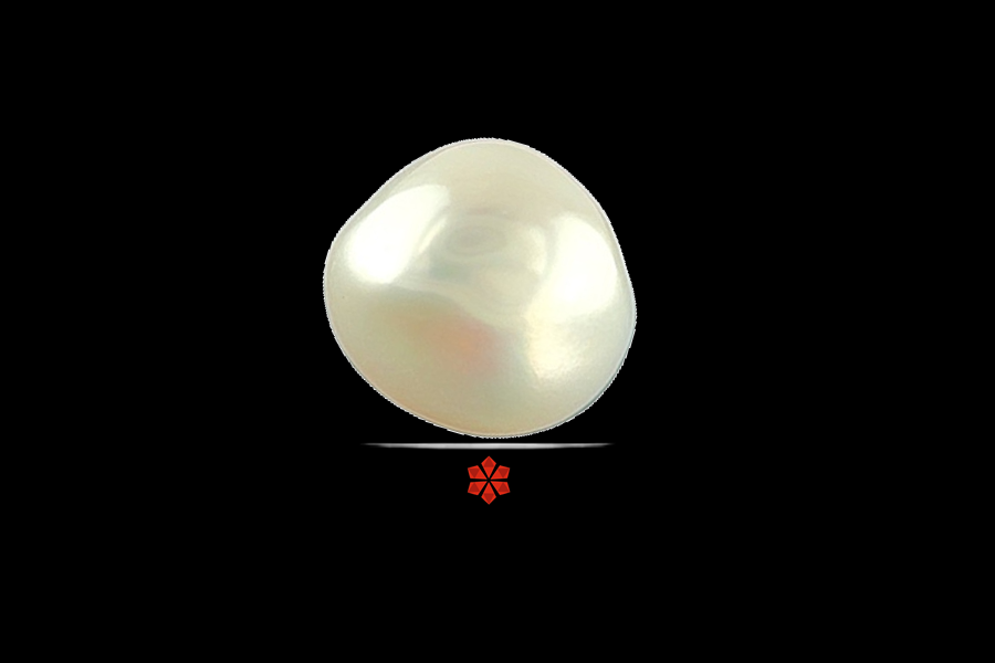 Pearl 8x8 MM 2.9 carats
