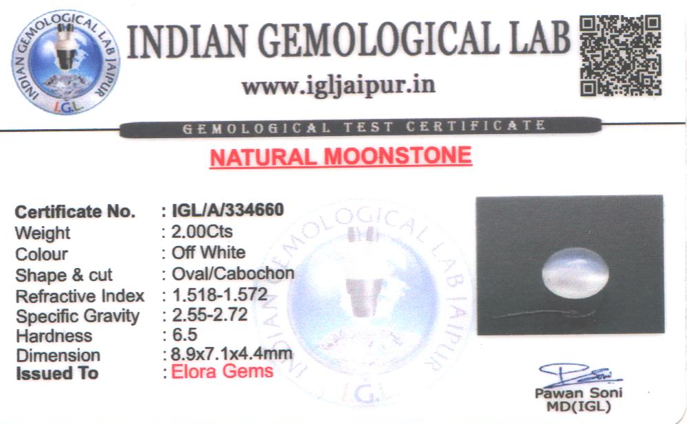 Moon Stone 9x7 MM 2 carats