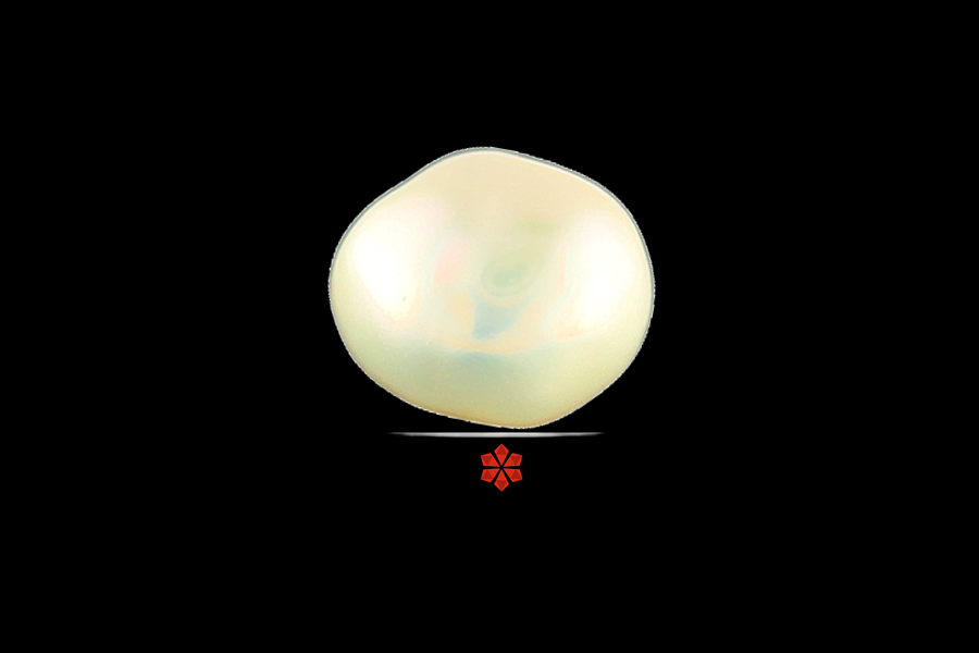 Pearl 11x9 MM 4.2 carats