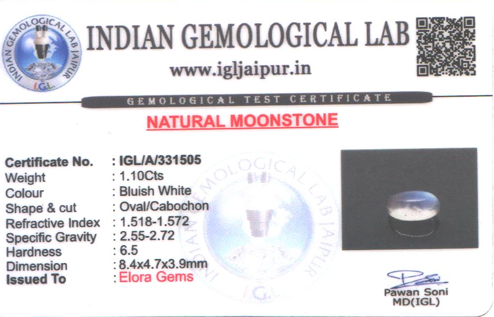 Moon Stone 8x5 MM 1.1 carats