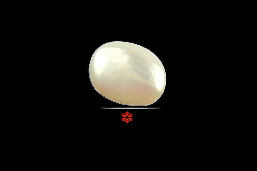 Pearl 9x7 MM 2.1 carats